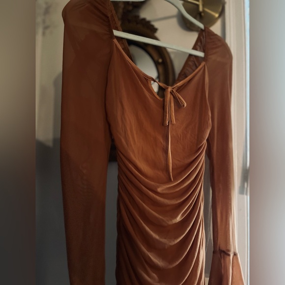 SHEIN Long Sleeve Ruched Dress in Rust - Picture 5 of 8